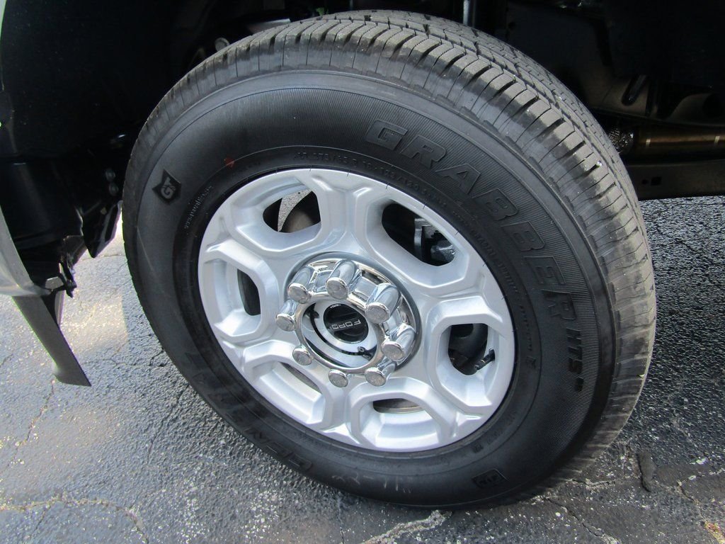 2026 Ford F-350 Super Duty XLT - Photo 25