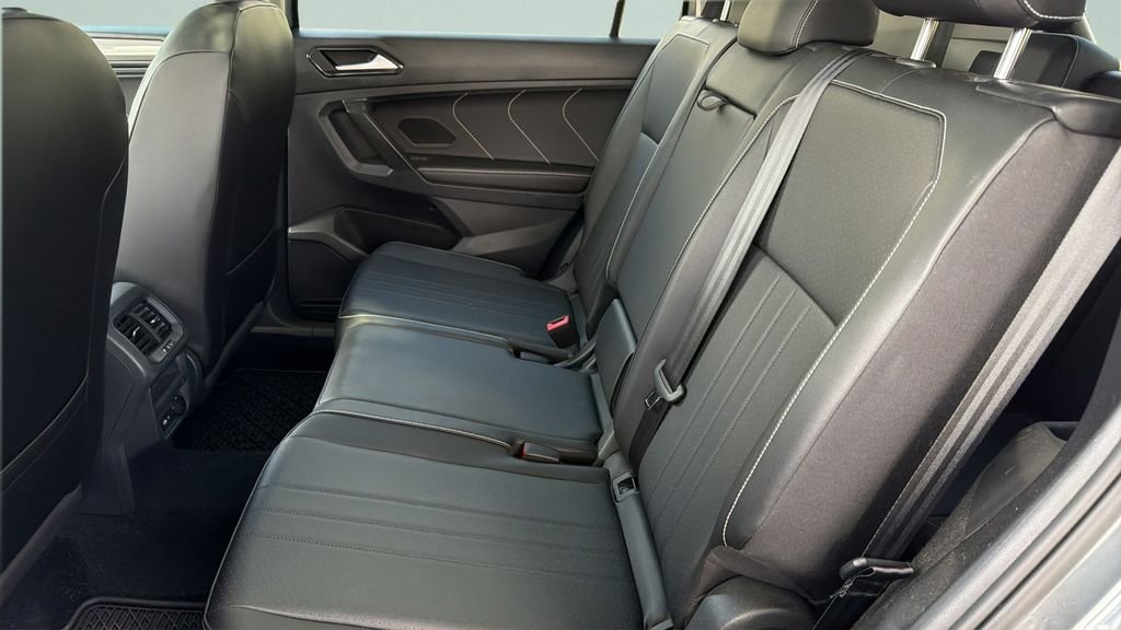 Certified Used 2022 Gray Volkswagen 2.0T SE image 32
