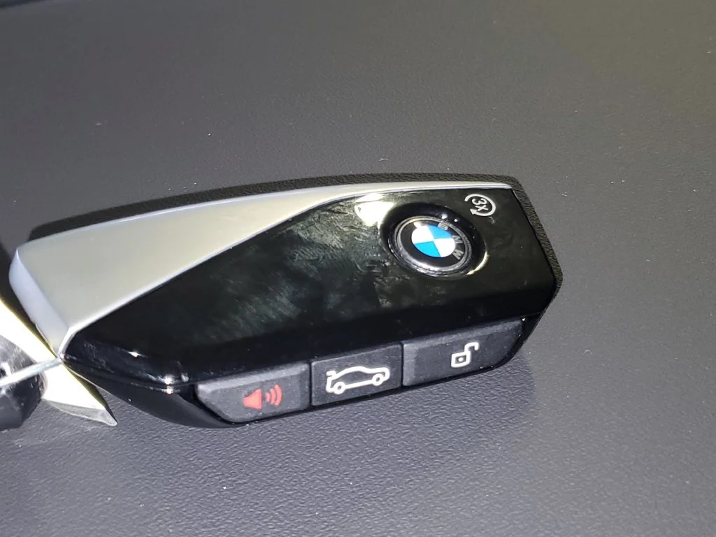 New 2027 White BMW xDrive40i image 28