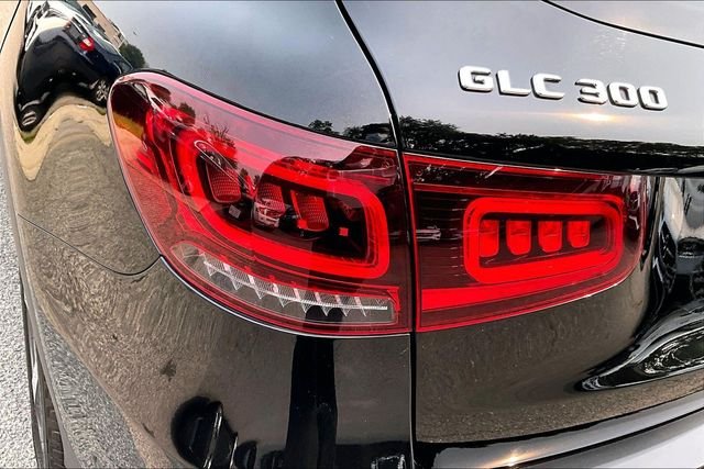 Certified Used 2022 Black Mercedes-Benz GLC 300 image 25