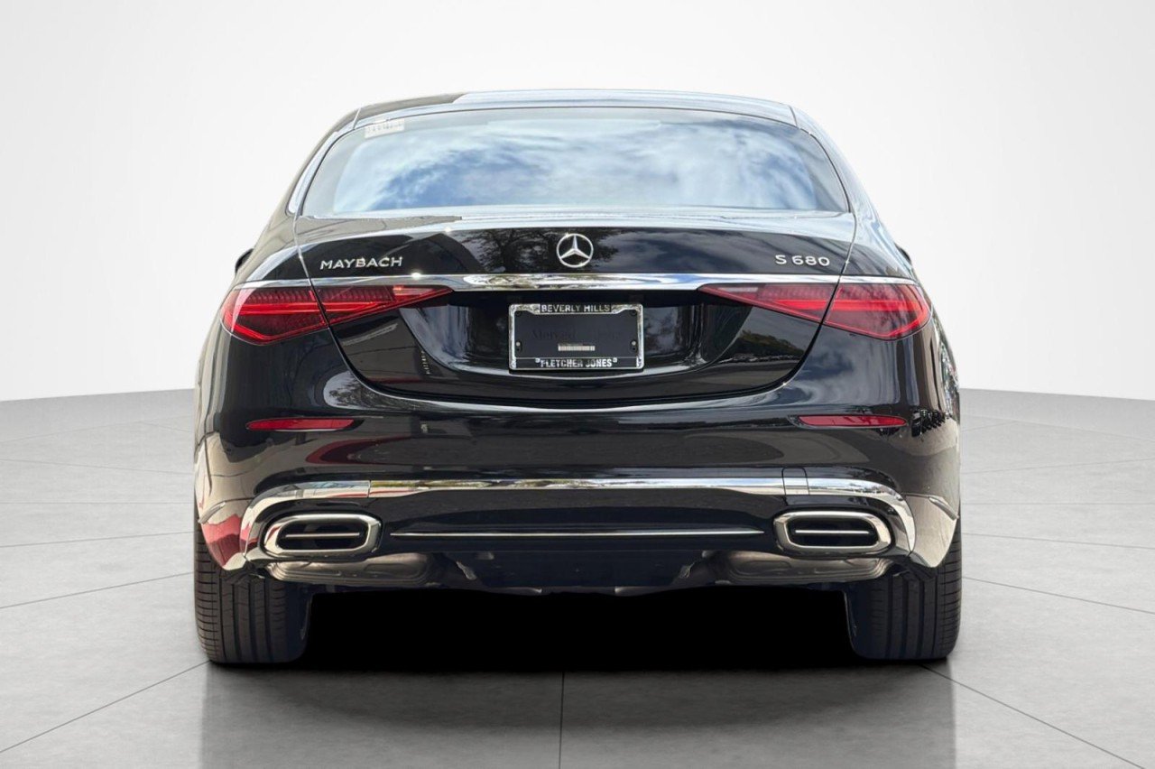 Used 2026 Obsidian Black Metallic Mercedes-Benz Maybach S 680 image 4