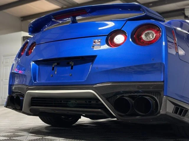 Used 2020 Blue Nissan Premium image 14