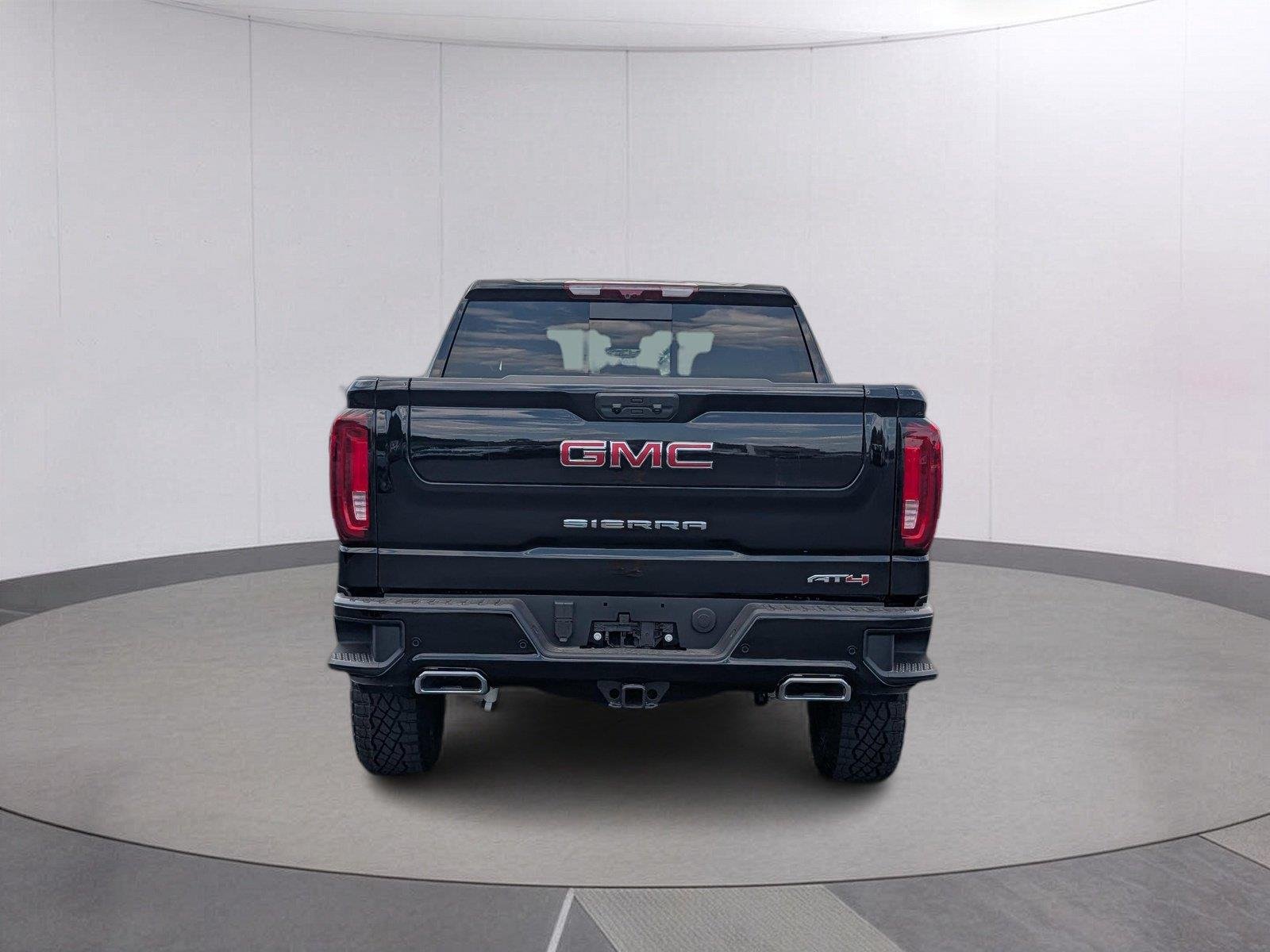 New 2026 Onyx Black GMC AT4 image 4