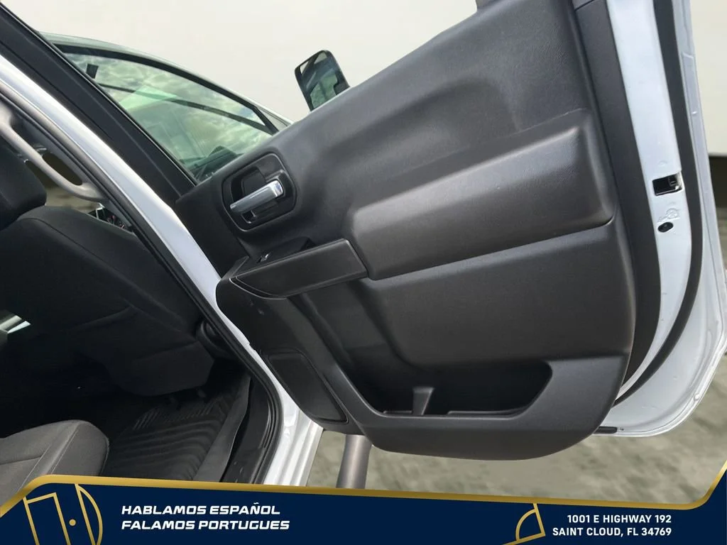 Used 2025 Summit White Chevrolet Custom image 26