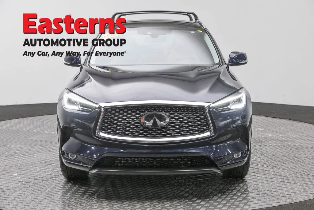 Used 2022 Blue INFINITI LUXE image 2