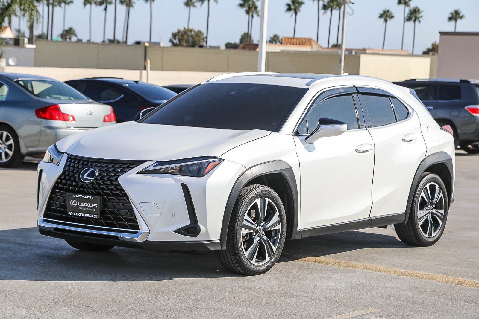 Used 2024 White Pearl Lexus 250h image 3