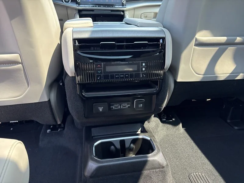 New 2026 Steel Blue Jeep Limited Altitude image 17