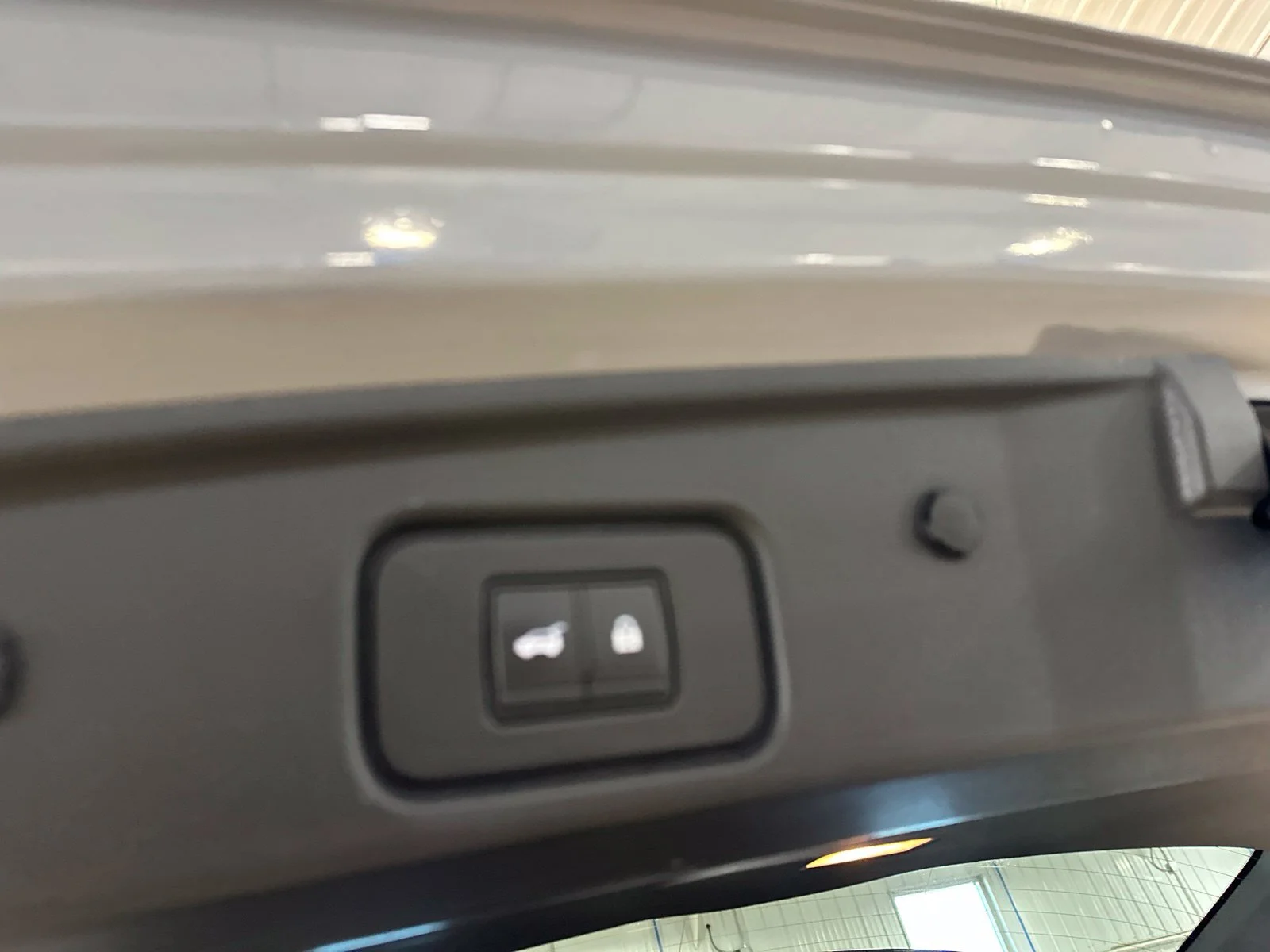 Used 2022 Gray Nissan Platinum image 33