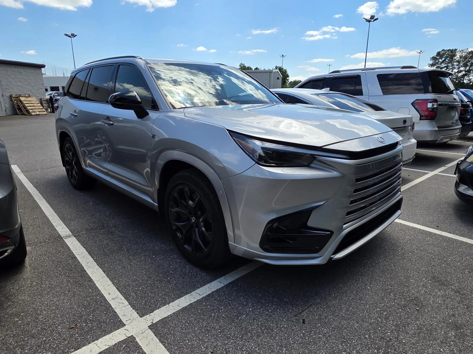 2024 Lexus TX 500h 500h F Sport Premium's photo