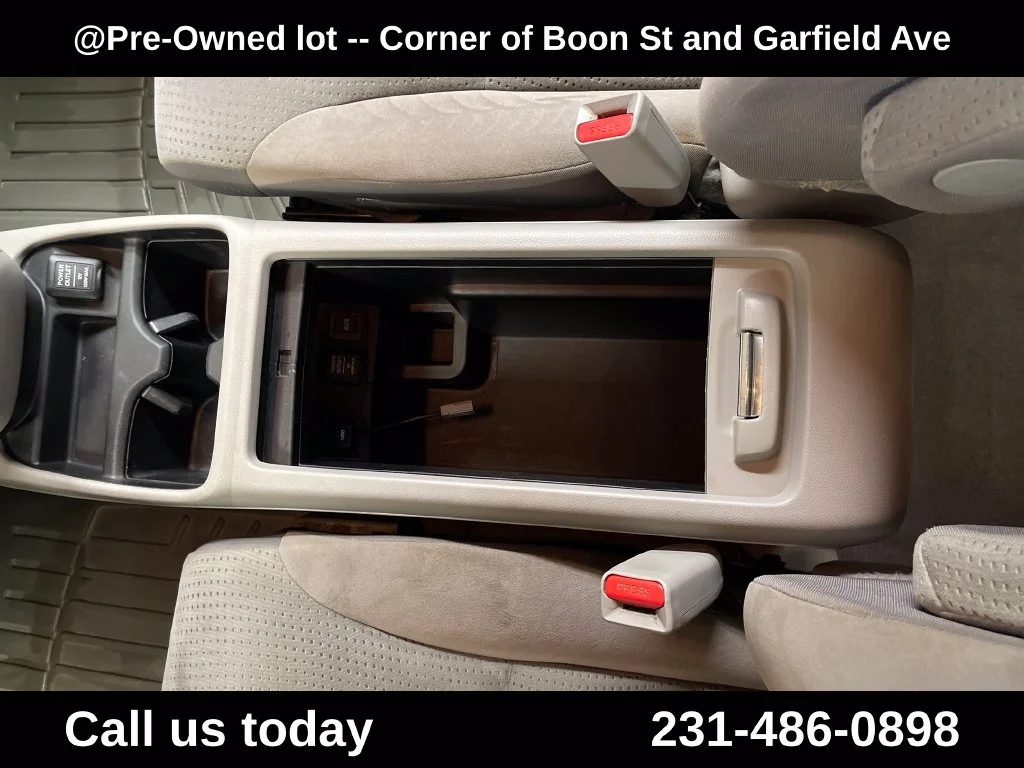Used 2012 Silver Honda EX image 23
