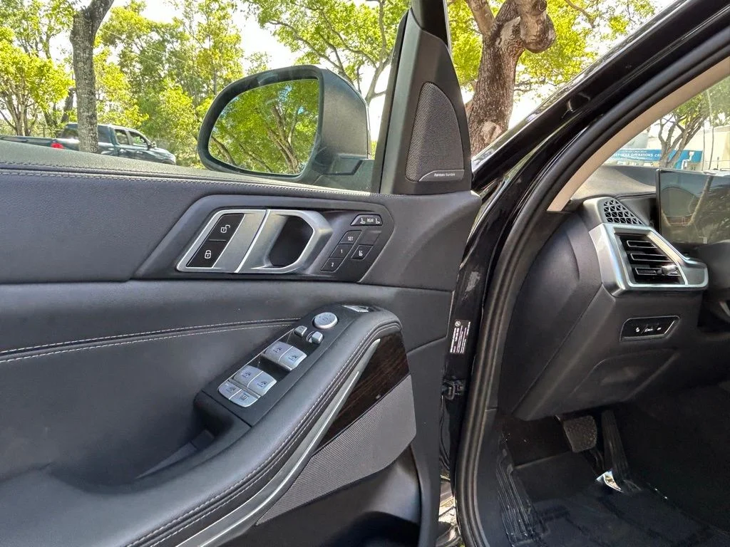 Certified Used 2025 Black BMW xDrive40i image 16