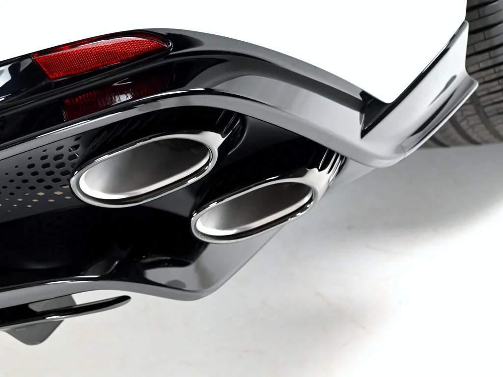 New 2026 Lunar White Aston Martin  image 35