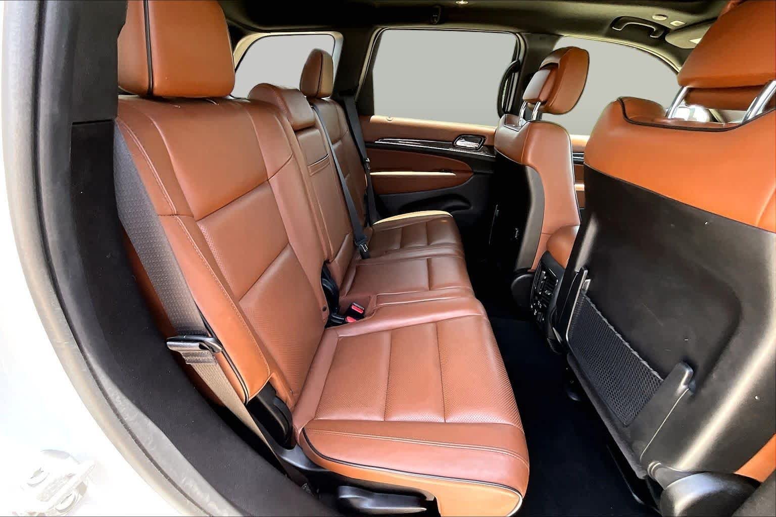 Used 2020 Bright White Clearcoat Jeep Overland image 20