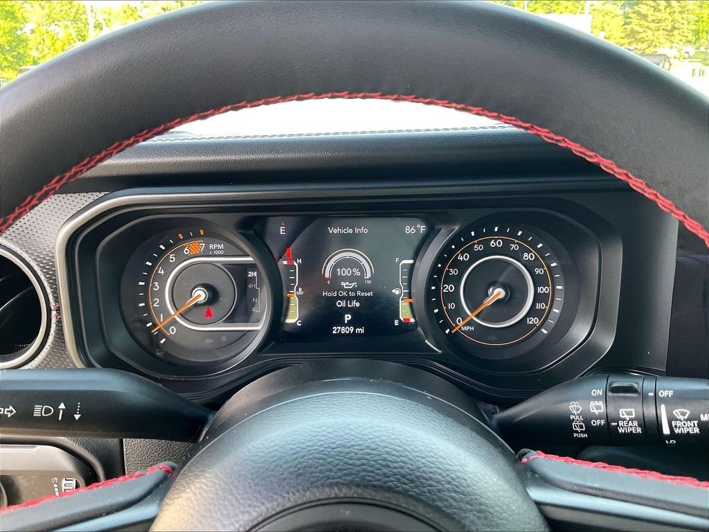 Used 2024 Silver Jeep Rubicon image 25
