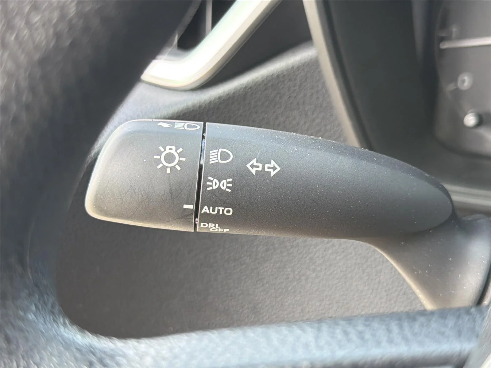 Used 2023 Ice Cap Toyota LE image 18