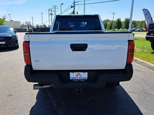 New 2026 Ice Cap Toyota  SR image 7