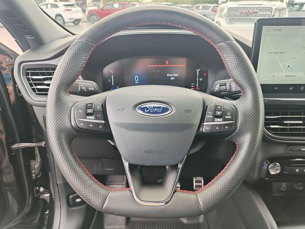 2023 Ford Escape ST-Line - Photo 17
