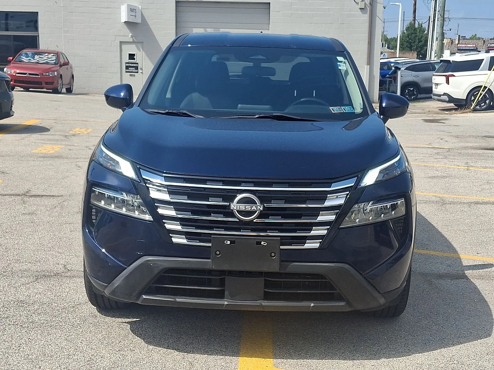 Used 2024 Blue Nissan SV image 7