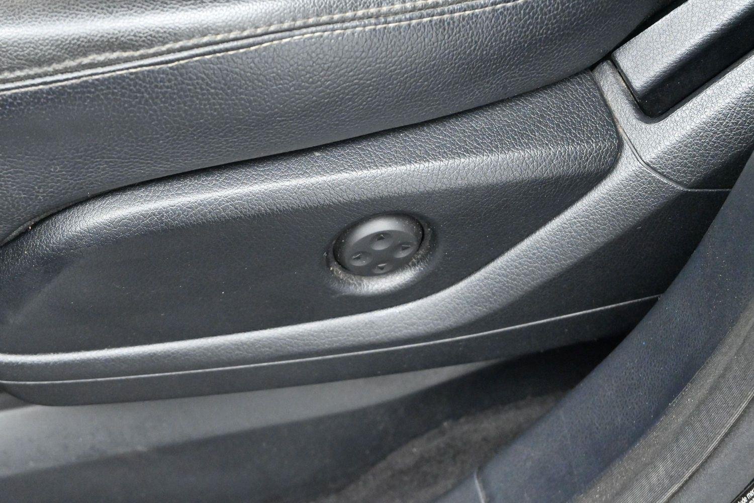 Used 2014 Steel Gray Metallic Mercedes-Benz ML 350 image 17