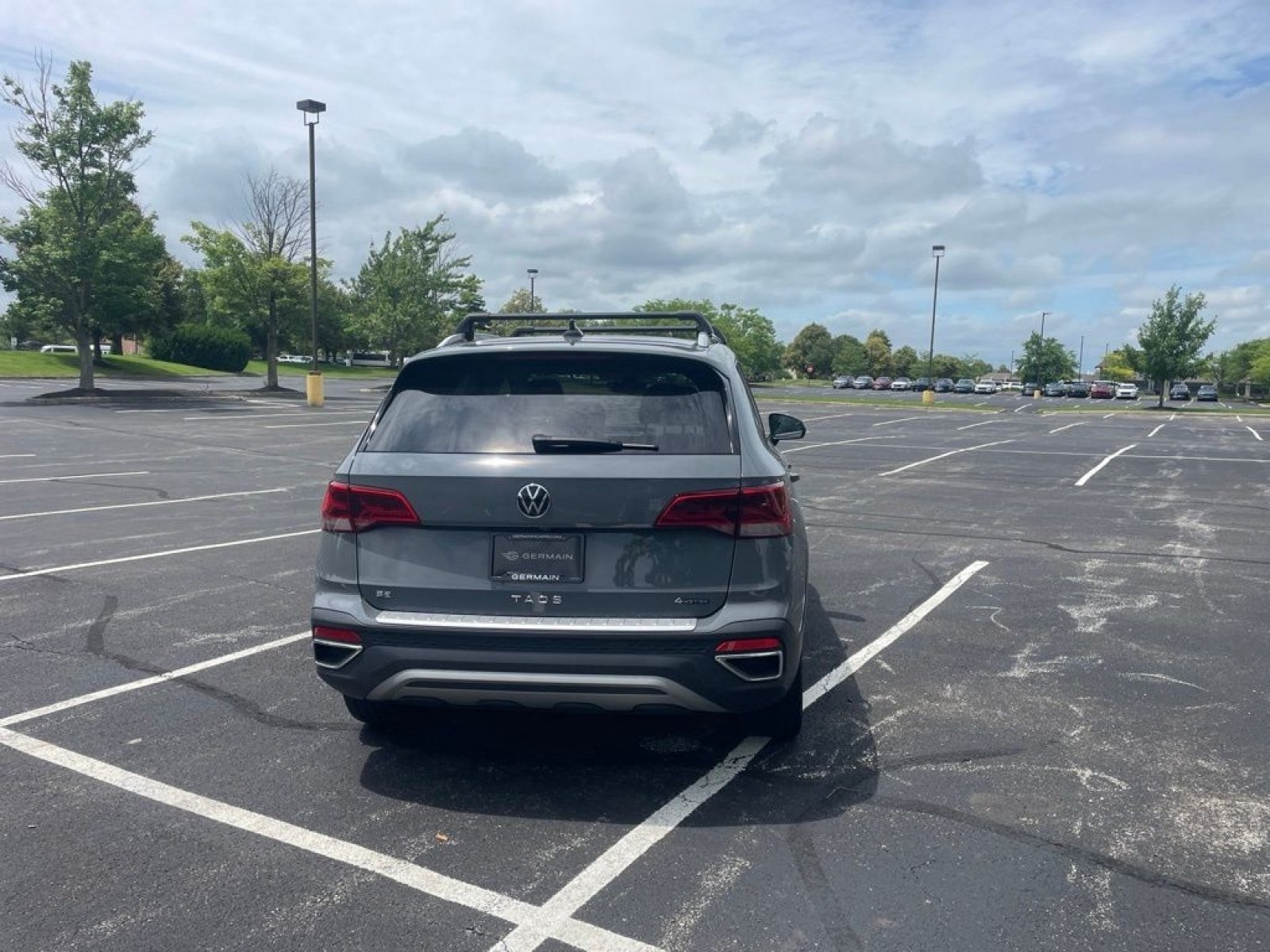Used 2022 Gray Volkswagen 1.5T SE image 5