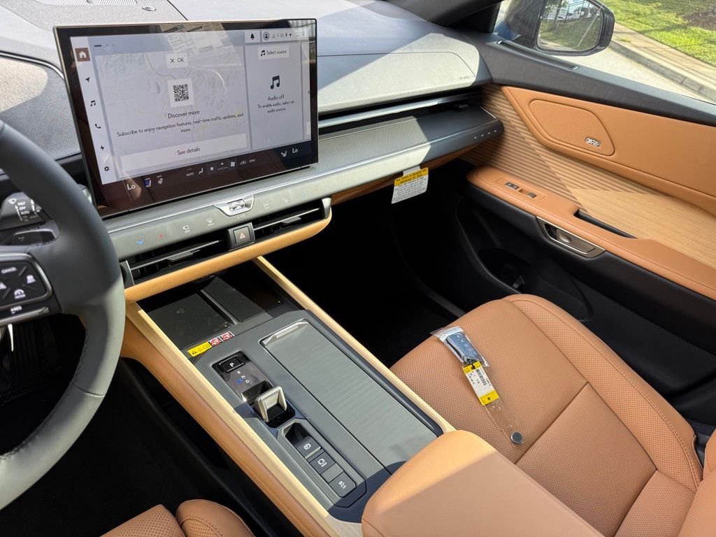 New 2026 Cloudburst Gray Lexus ES 350e LUXURY image 28