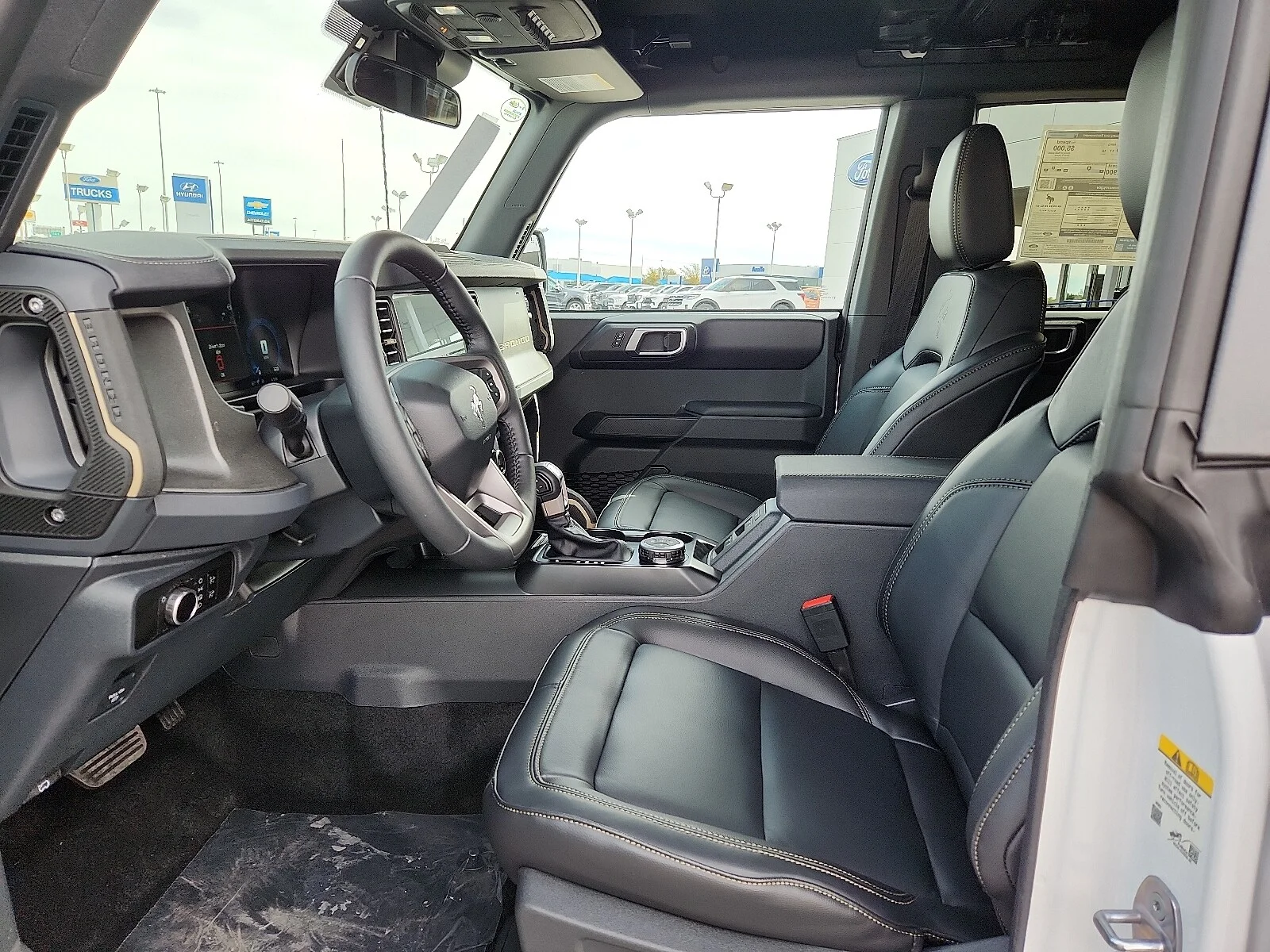 New 2025 Oxford White Ford Badlands&reg; image 11