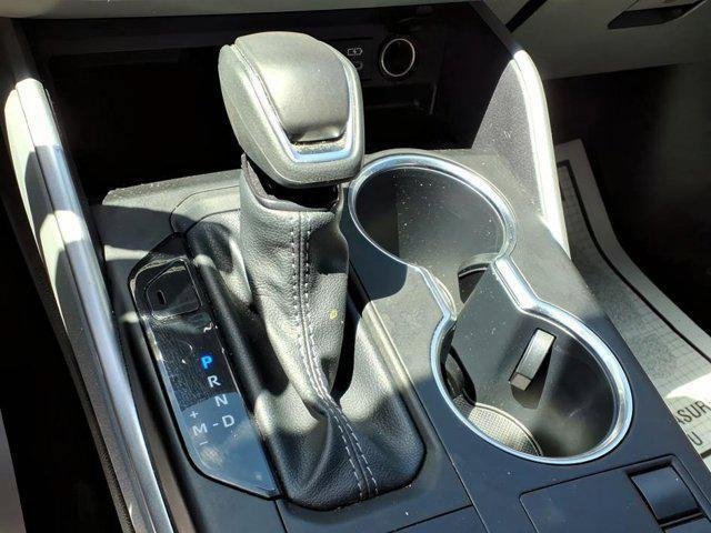 2025 Toyota Highlander LE - Photo 21