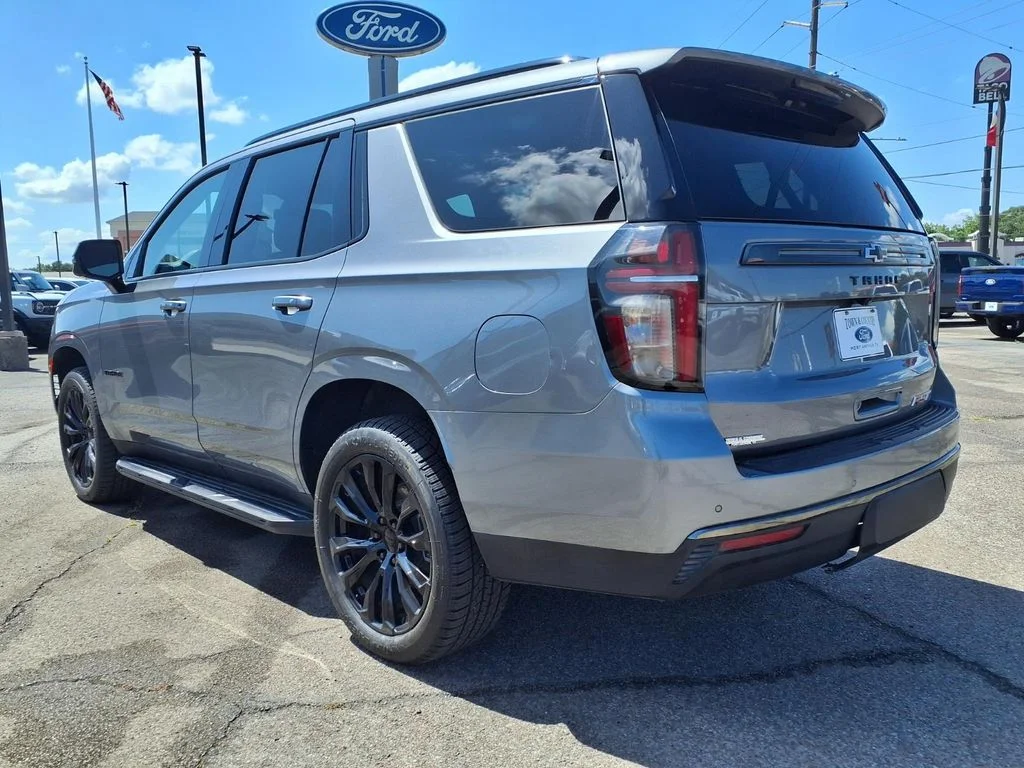 Used 2022 Gray Chevrolet RST image 2
