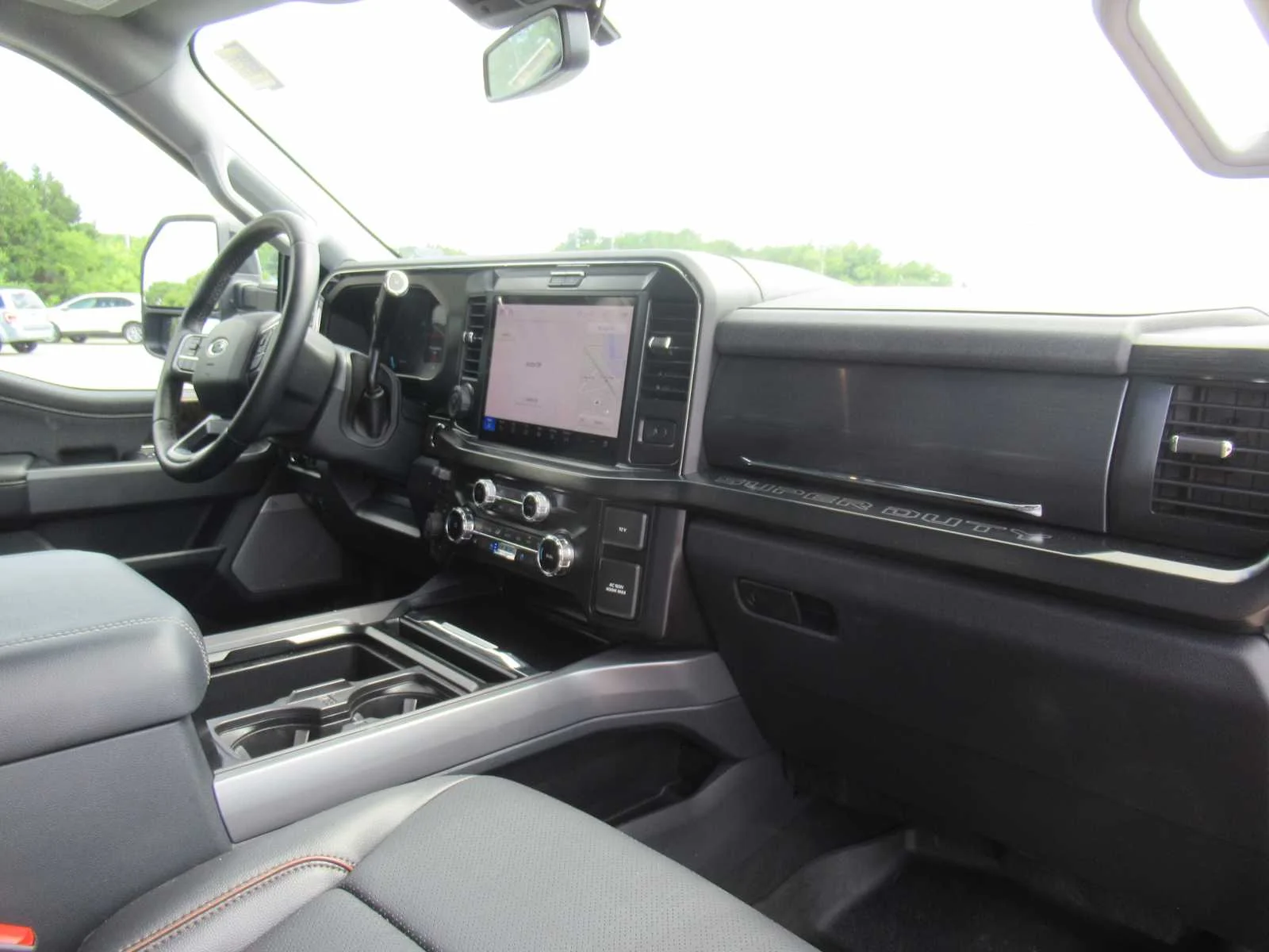 Certified Used 2026 Agate Black Ford LARIAT image 25