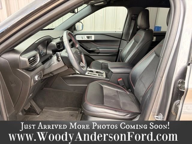 Used 2022 Carbonized Gray Metallic Ford ST-Line image 10