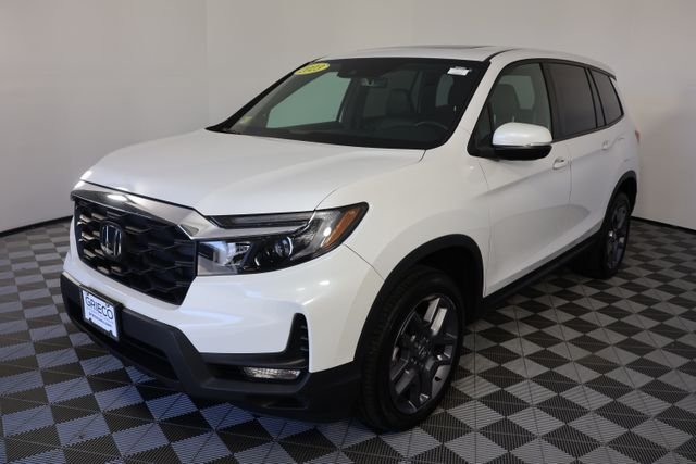 Used 2023 White Honda EX-L image 4