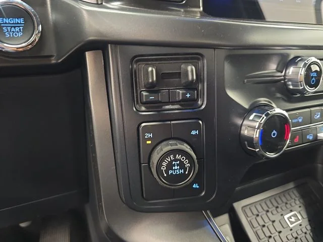 New 2026 Carbonized Gray Metallic Ford Tremor® image 32
