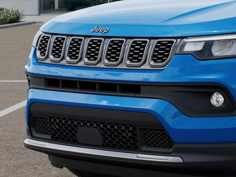 New 2026 Hydro Blue Pearl-Coat Exterior Paint Jeep Latitude image 12