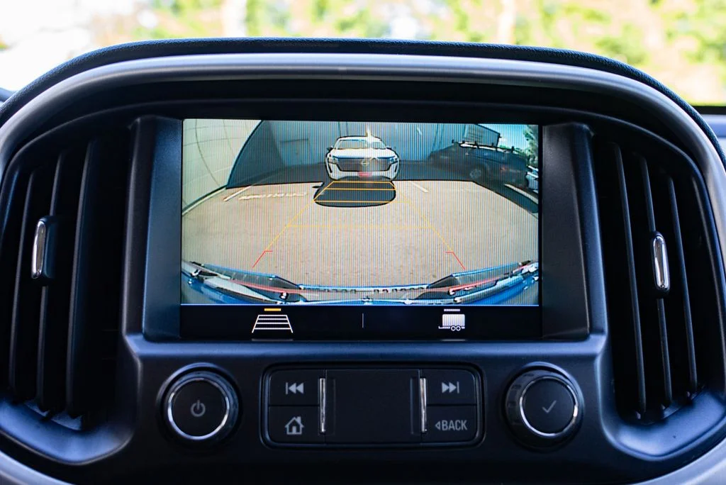 Used 2021 Blue GMC Elevation image 18