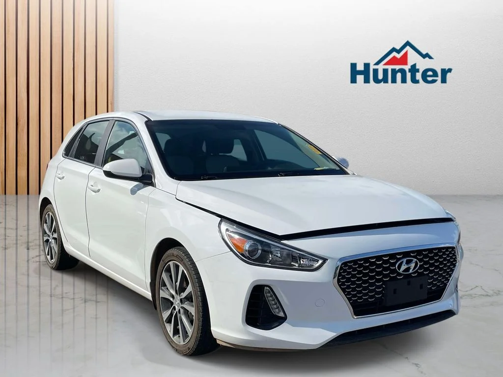 Used 2020 Ceramic White Hyundai Base image 1