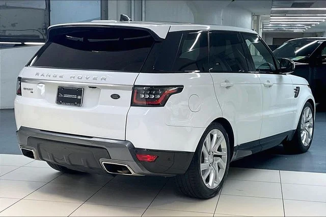 Used 2020 White Land Rover HSE image 10