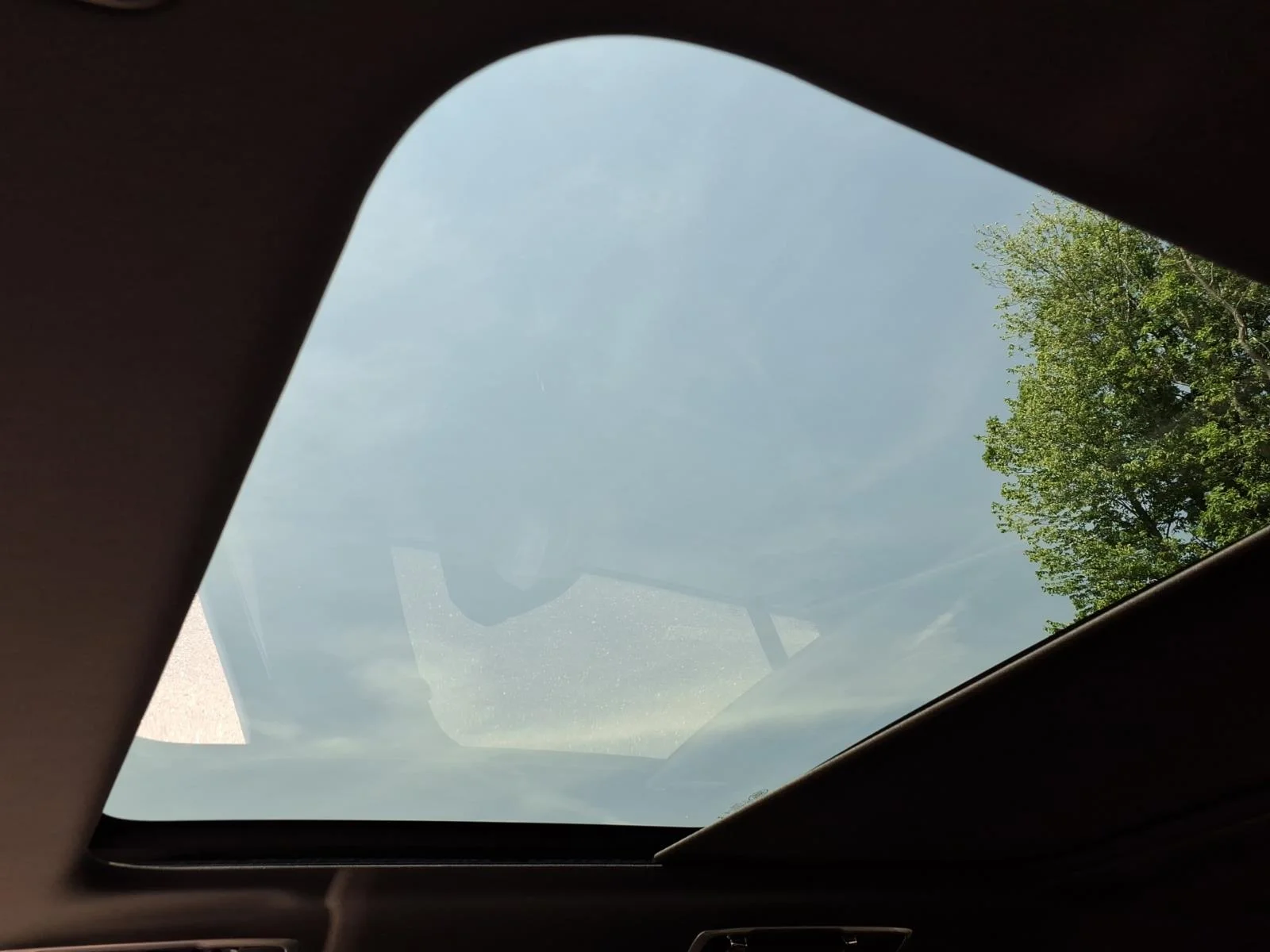 New 2026 Santorini Black Land Rover SE image 18