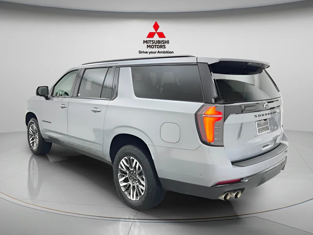 Used 2025 Sterling Gray Metallic Chevrolet Z71 image 6
