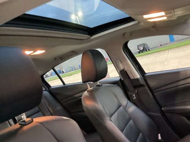 Used 2017  Mazda Touring image 20