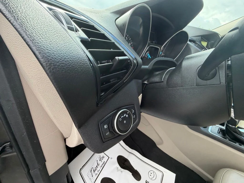 Used 2019 Gray Ford Titanium image 22