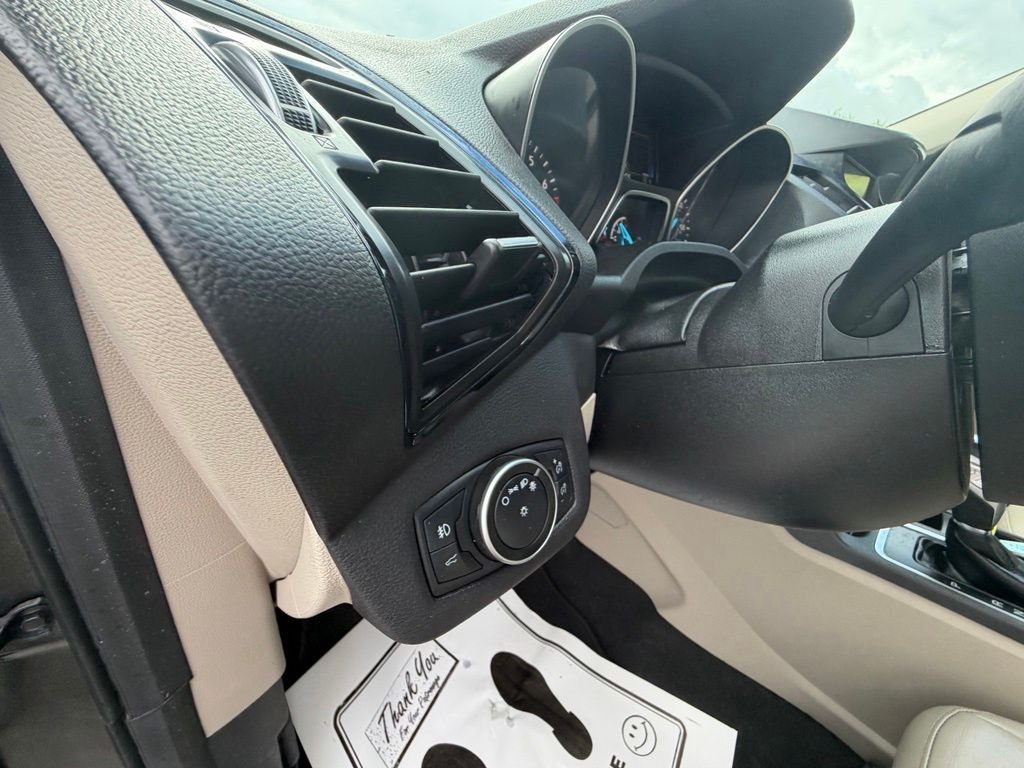 Used 2019 Gray Ford Titanium image 22