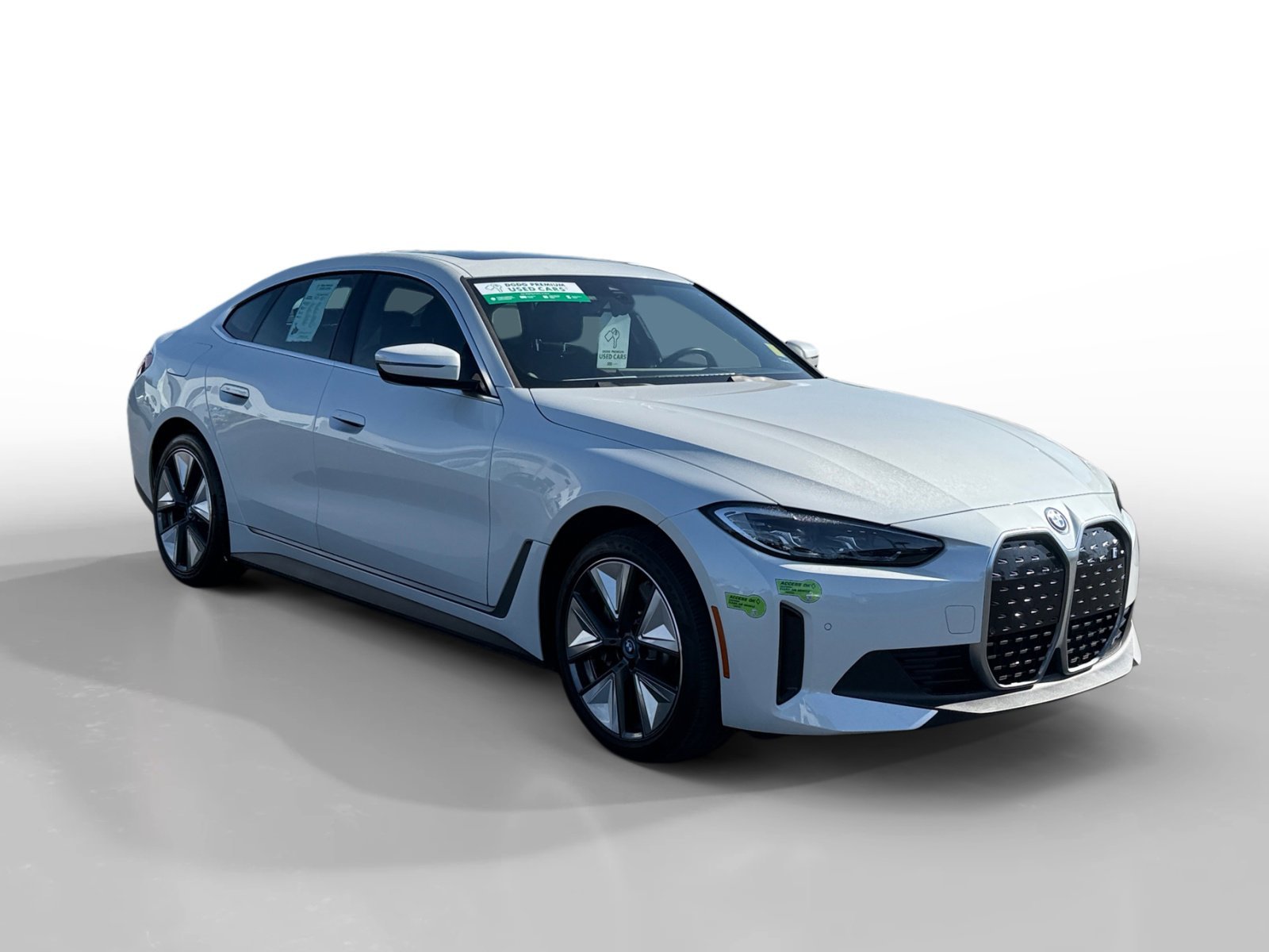 Used 2023 White Metallic BMW eDrive35 image 7