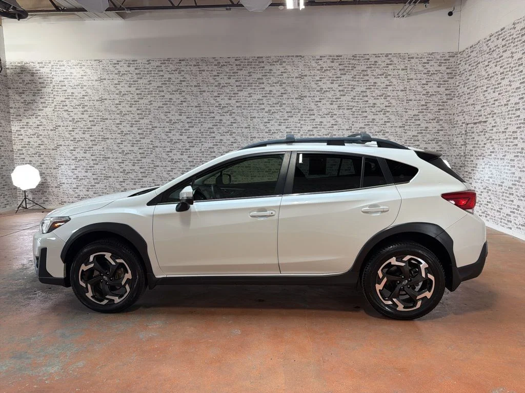 Used 2022 White Subaru Limited image 4