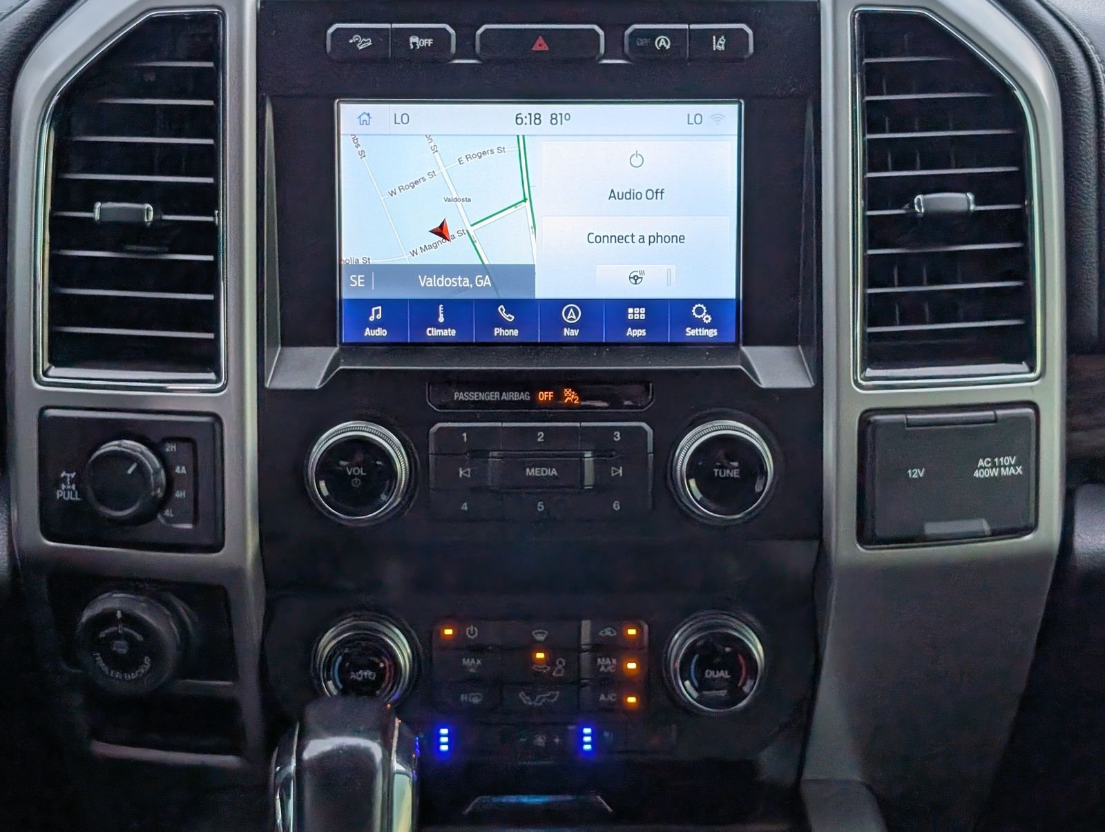 Used 2020 Oxford White Ford Lariat image 16