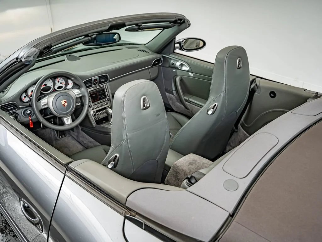 Used 2006 Seal Grey Porsche Carrera S image 30