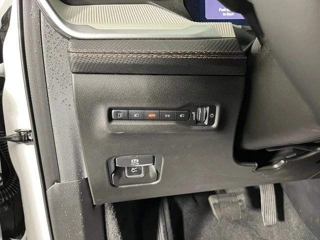 Used 2026 White Jeep Limited image 18