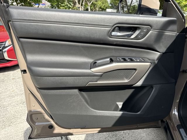 2023 Nissan Pathfinder Platinum - Photo 13