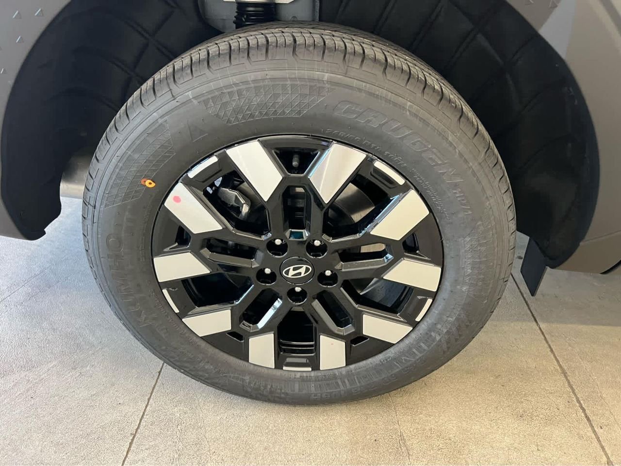 New 2026 Atlas White Hyundai SE AWD image 9