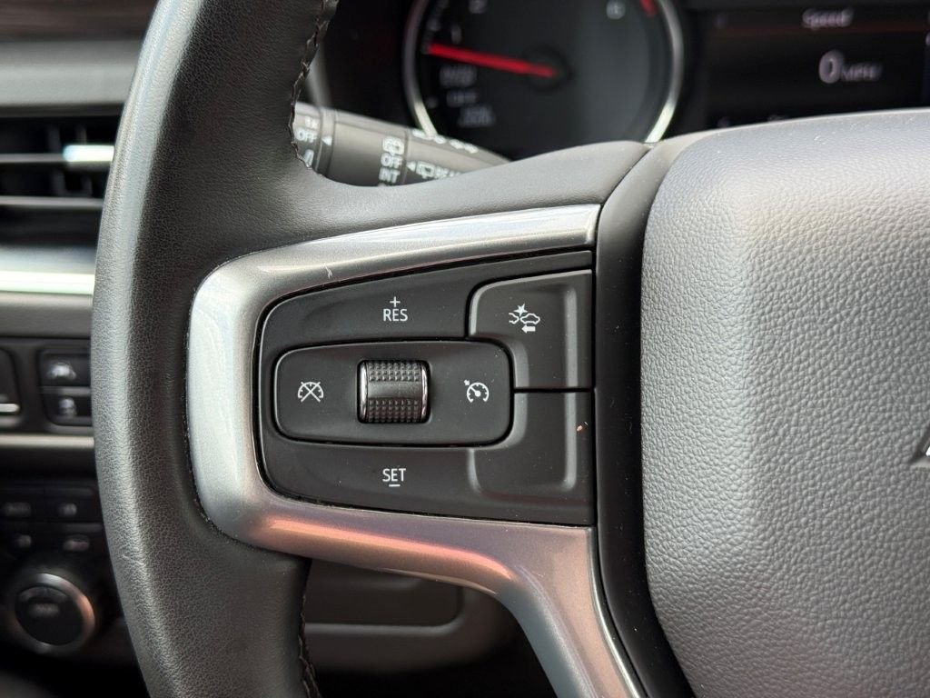 Used 2024 White Chevrolet LS image 31