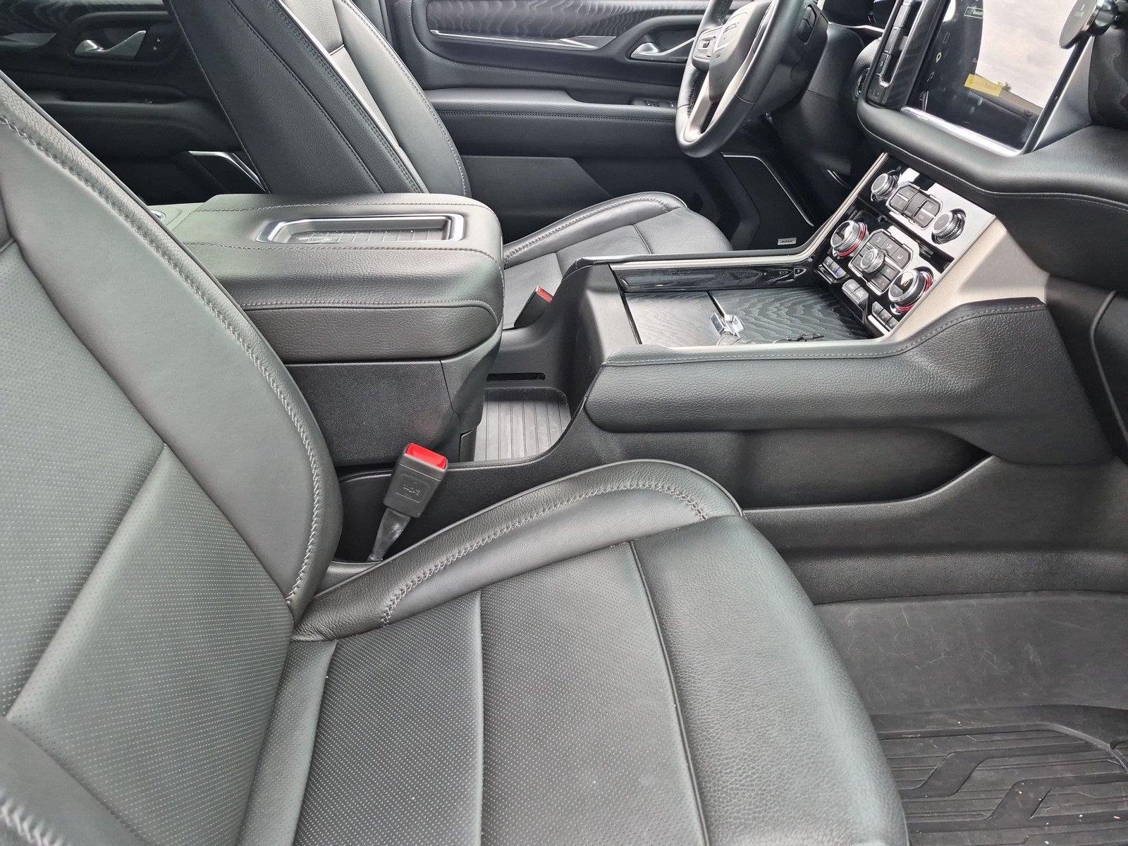 Used 2024 Onyx Black GMC Denali image 33
